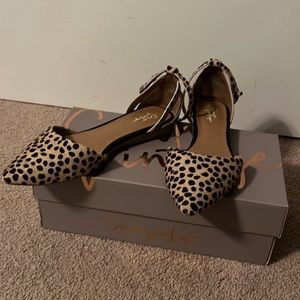 Cheetah flats. In good condition! They are so cute.